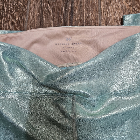 Heroine Sport Marvel Mint Green Leggings - Picture 6 of 6